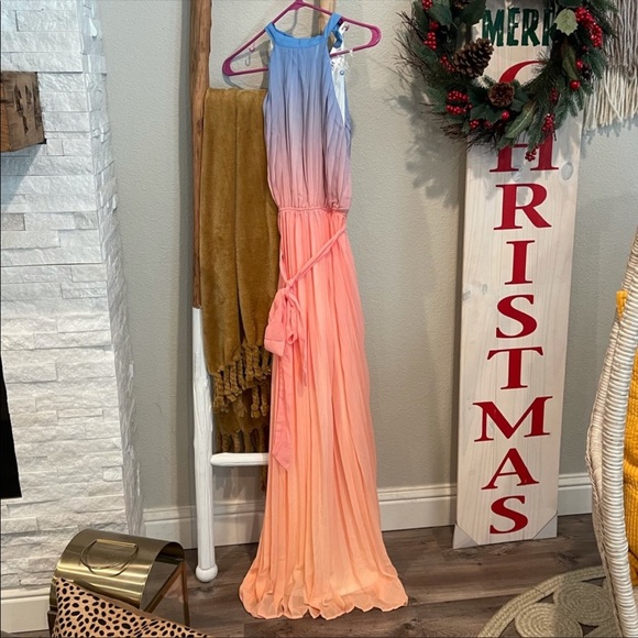 Gorgeous ombré maxi dress - Picture 2 of 4